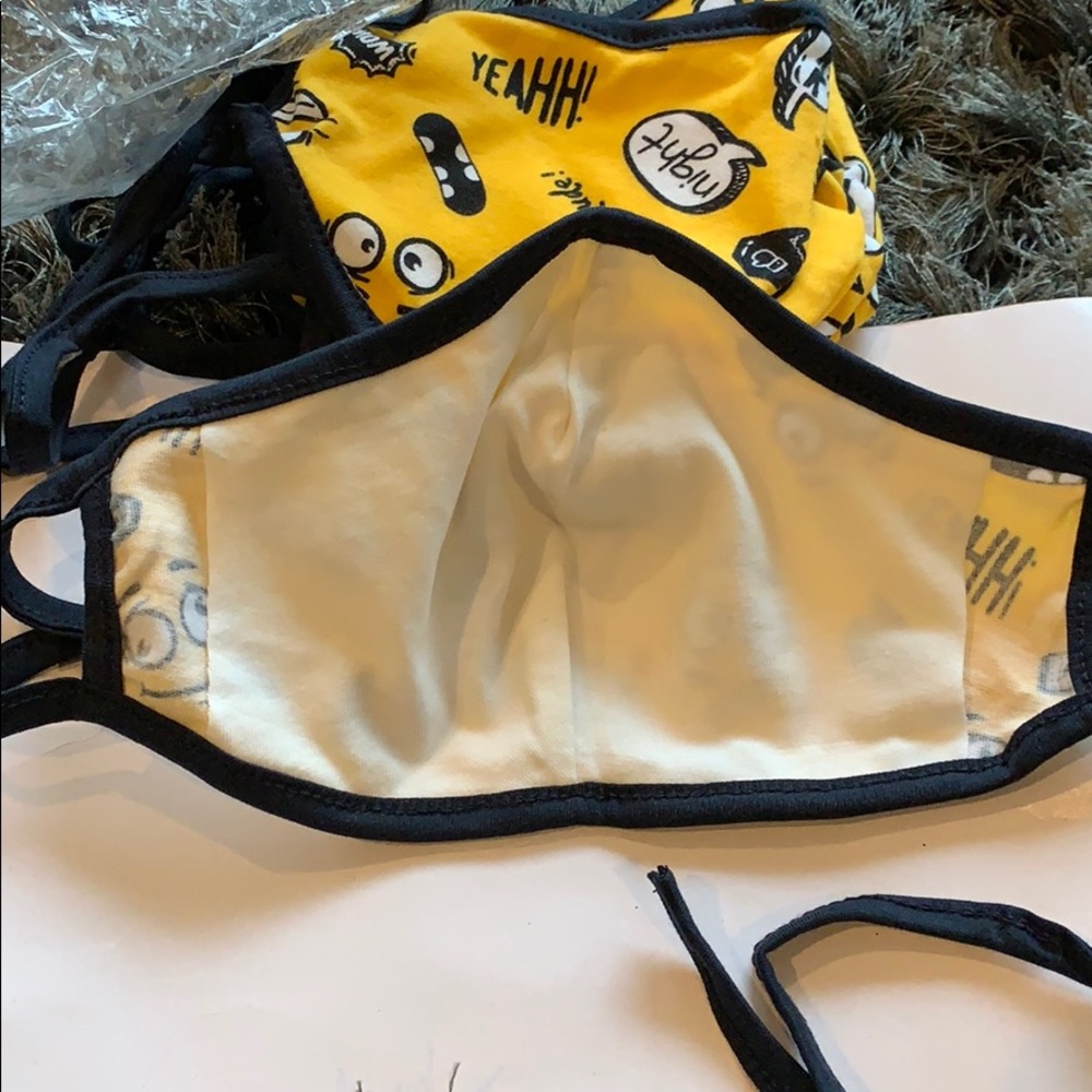 Bundle of 5 Facemasks - Brand new! - Picture 7 of 7